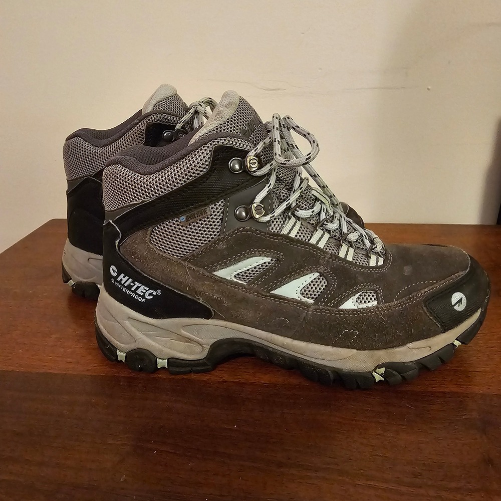 Hi-Tec Womens 7.5 Waterproof Hiking Boots Brown Grey Suede Trail Shoes 22052 - Picture 3 of 8